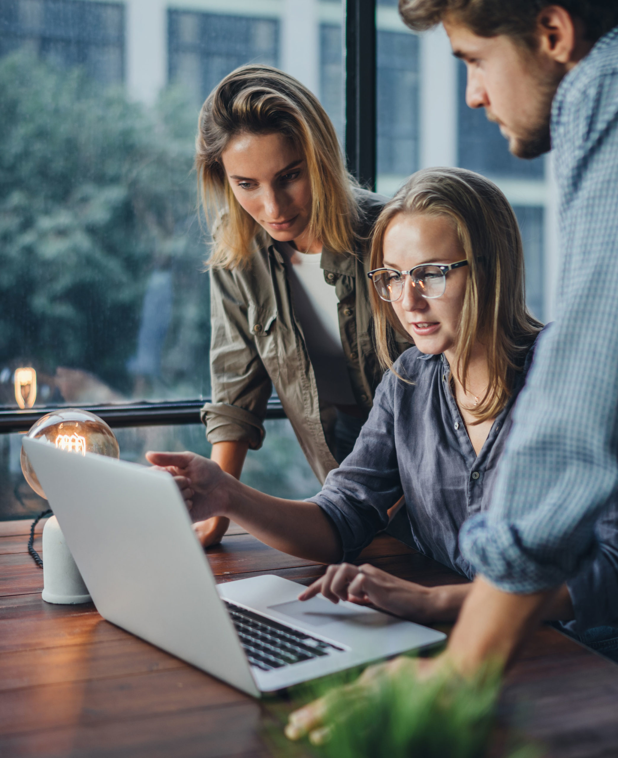 employees-working-together-in-the-cloud